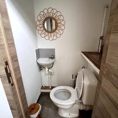 Apartment The Travellers' Flat-brussels South Airport *