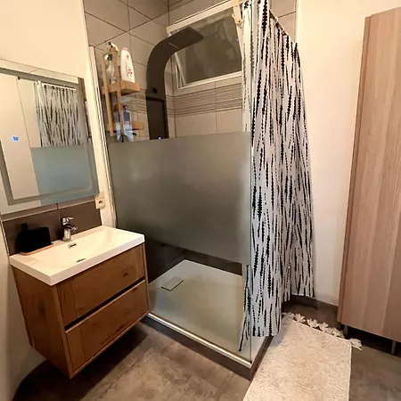 The Travellers' Flat-brussels South Airport Apartment Fleurus