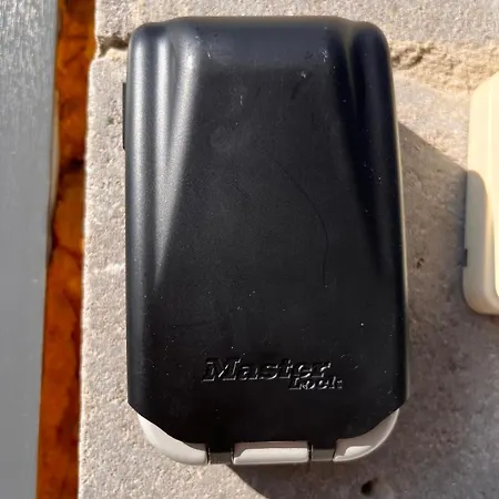 The Travellers' Flat-brussels South Airport Apartment Fleurus