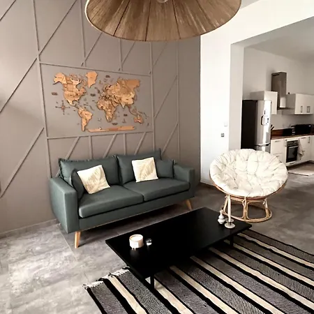 The Travellers' Flat-brussels South Airport Apartment *