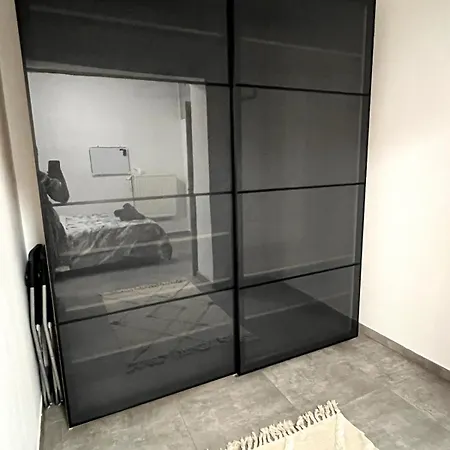 The Travellers' Flat-brussels South Airport *