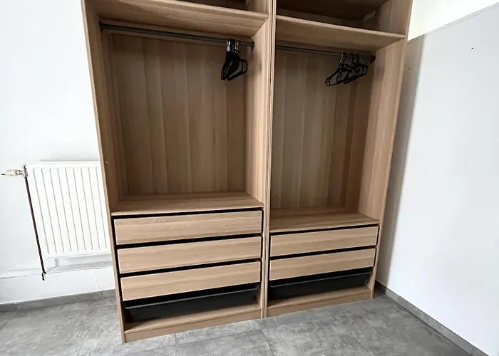 The Travellers' Flat-brussels South Airport Lejlighed