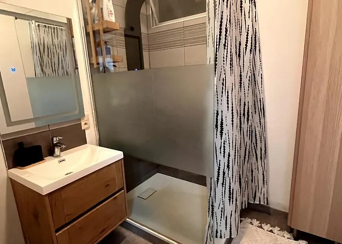 The Travellers' Flat-brussels South Airport דירה פלורוס