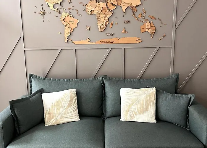 The Travellers' Flat-brussels South Airport דירה *