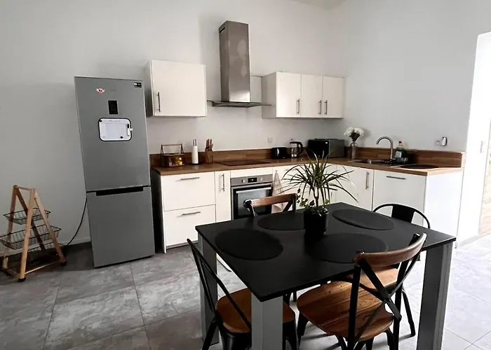 The Travellers' Flat-brussels South Airport Lejlighed *