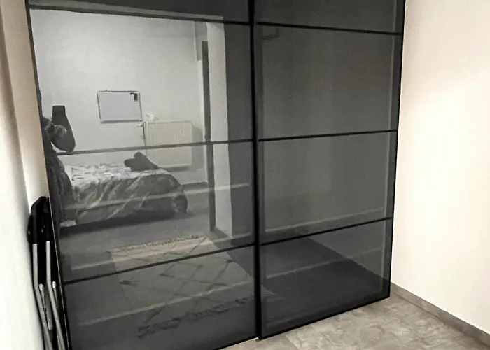 The Travellers' Flat-brussels South Airport *